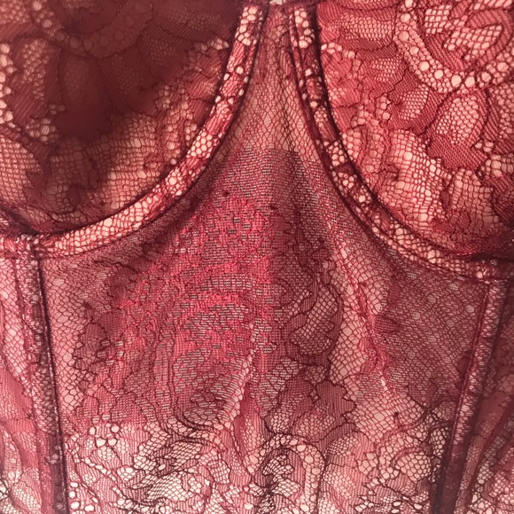 *SOLD* Victoria’s Secret Lace Bustier - Picture 6 of 8